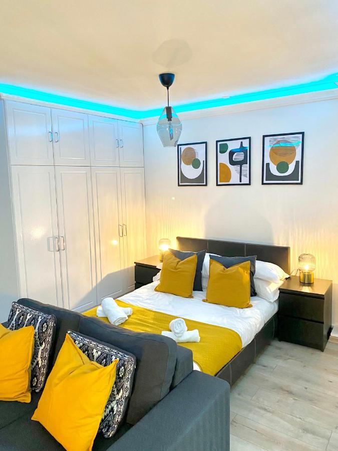 Apartamento - Balcony- Kensington-24 7 Security *