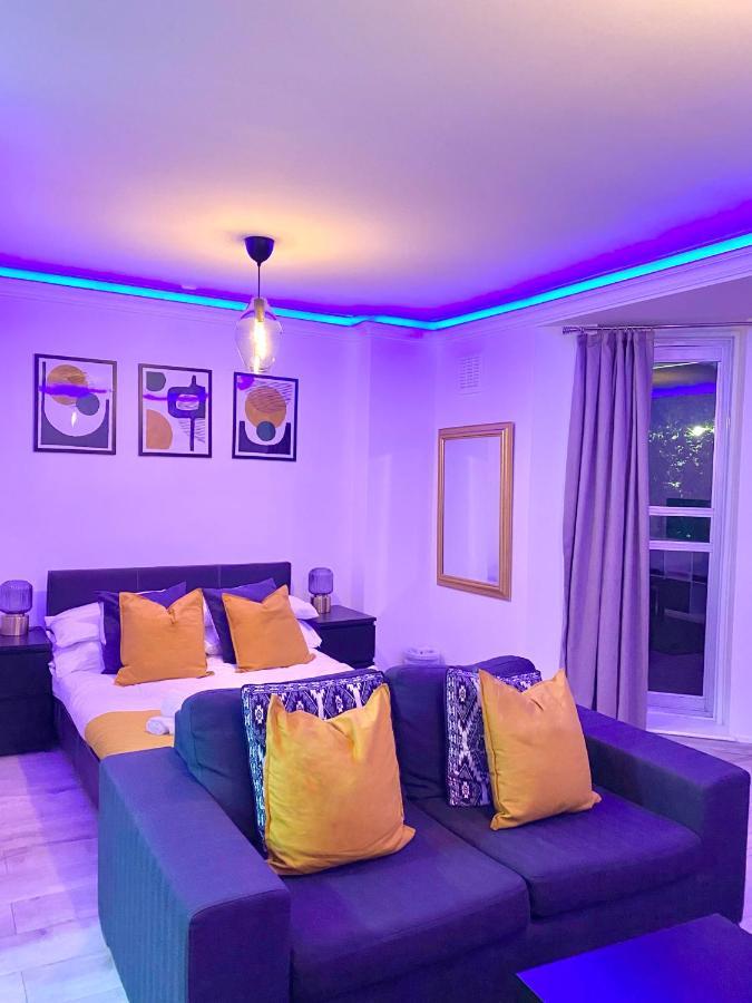 Apartamento - Balcony- Kensington-24 7 Security